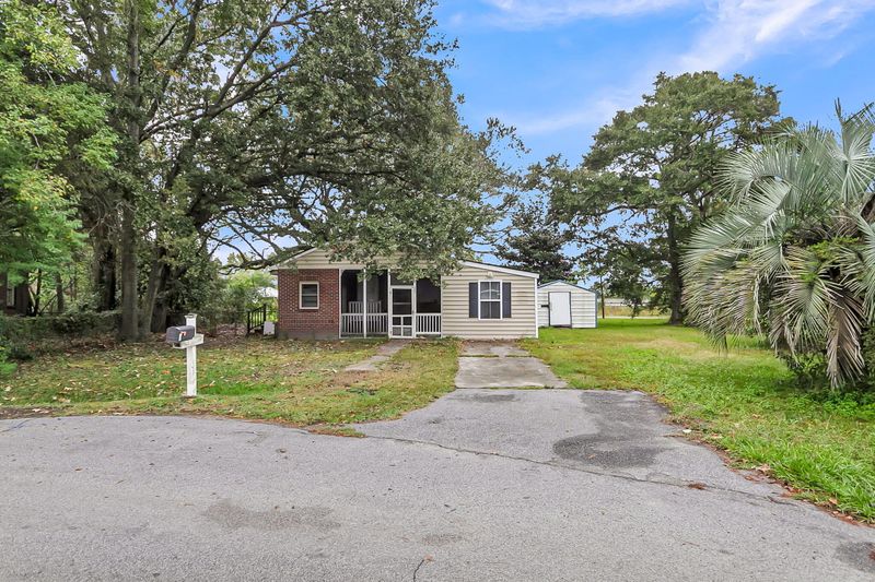 2661 Martha Dr, North Charleston, SC 29405