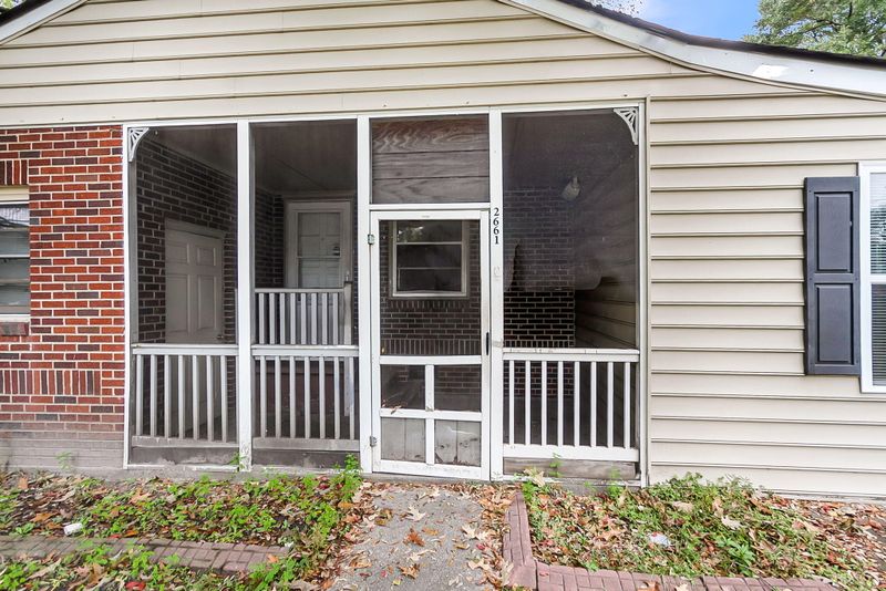 2661 Martha Dr, North Charleston, SC 29405