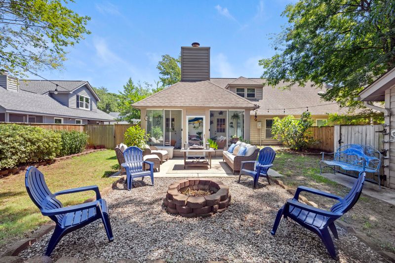 1489 Kinloch Ln, Mount Pleasant, SC 29464