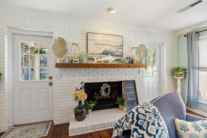 1489 Kinloch Ln, Mount Pleasant, SC 29464