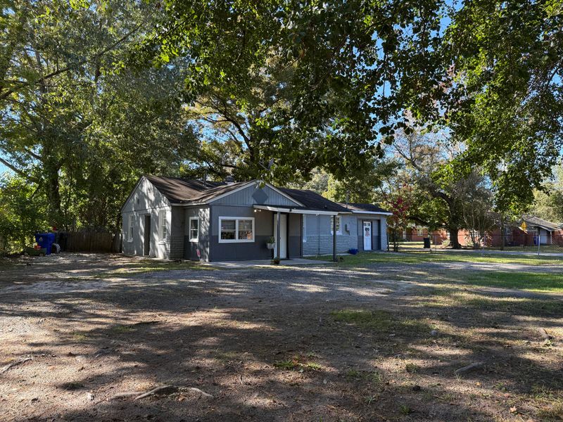 715 Yew St, Charleston, SC 29407