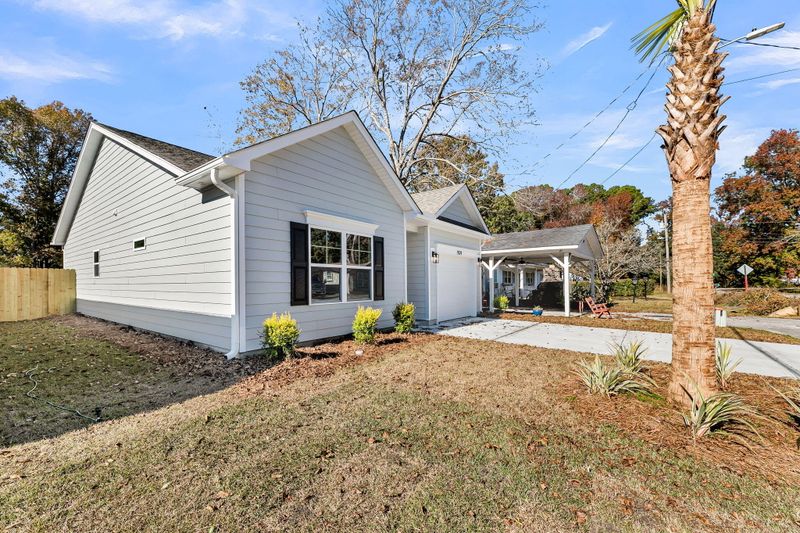 1924 Ferguson Rd, Charleston, SC 29412