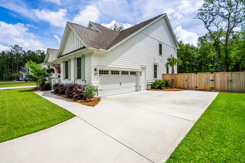 4213 Royal Harbor Rd, Hollywood, SC 29449