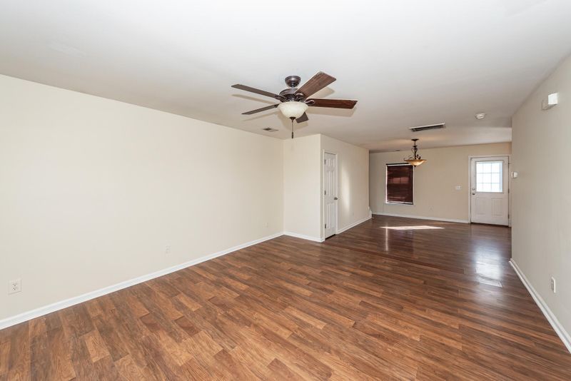 303 Cicadas Song, Moncks Corner, SC 29461