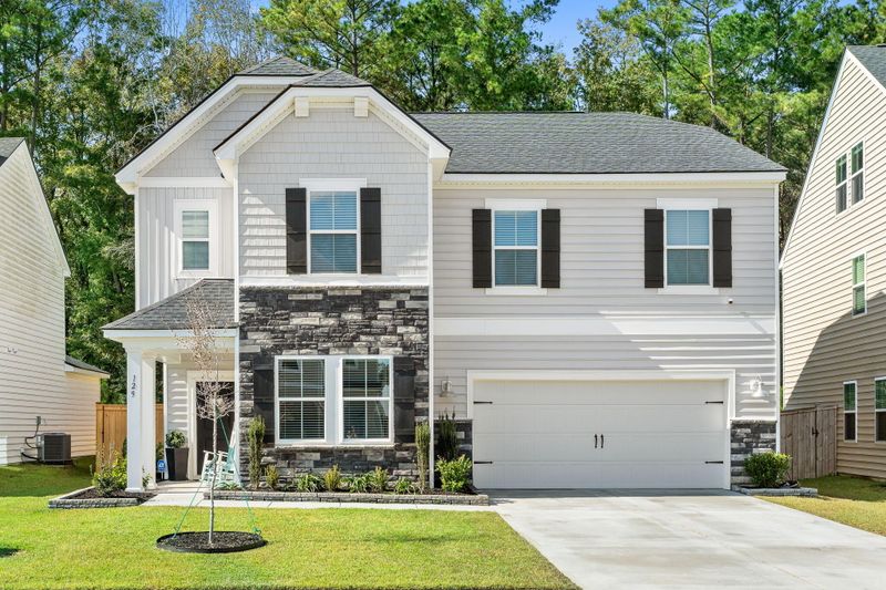 129 Camellia Bloom Dr, Moncks Corner, SC 29461