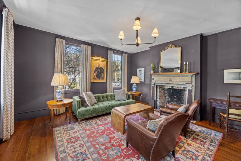 43 Chapel St, Charleston, SC 29403