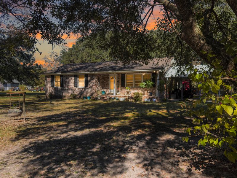 5736 Hyde Park Rd, Ravenel, SC 29470