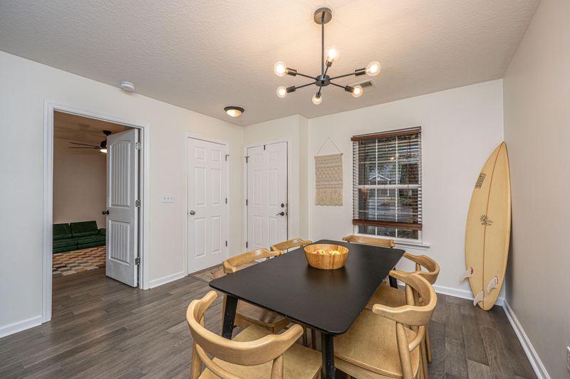 7889 Montview Rd, North Charleston, SC 29418