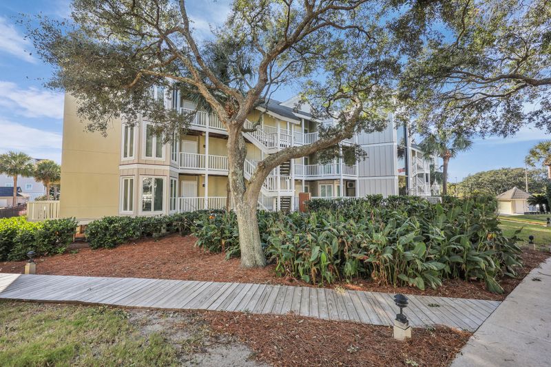 9000 Palmetto Dr #A-101, Isle Of Palms, SC 29451