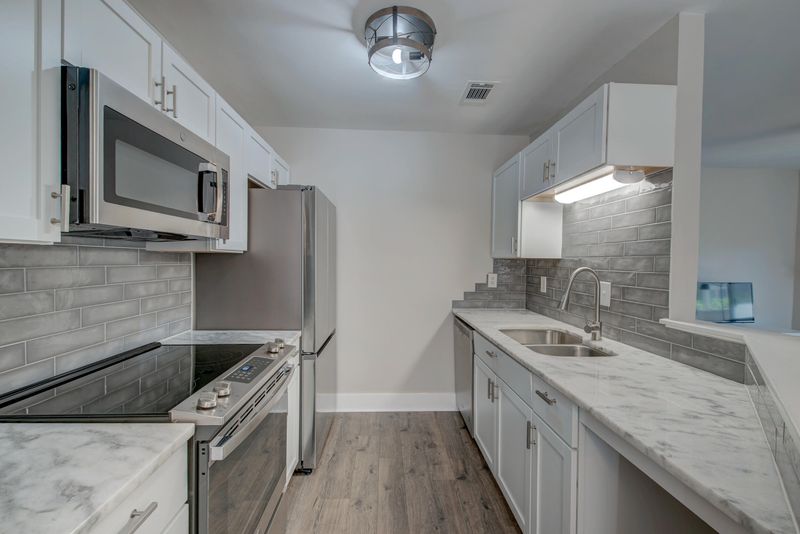 348 Sandpiper Dr #G, Mount Pleasant, SC 29464