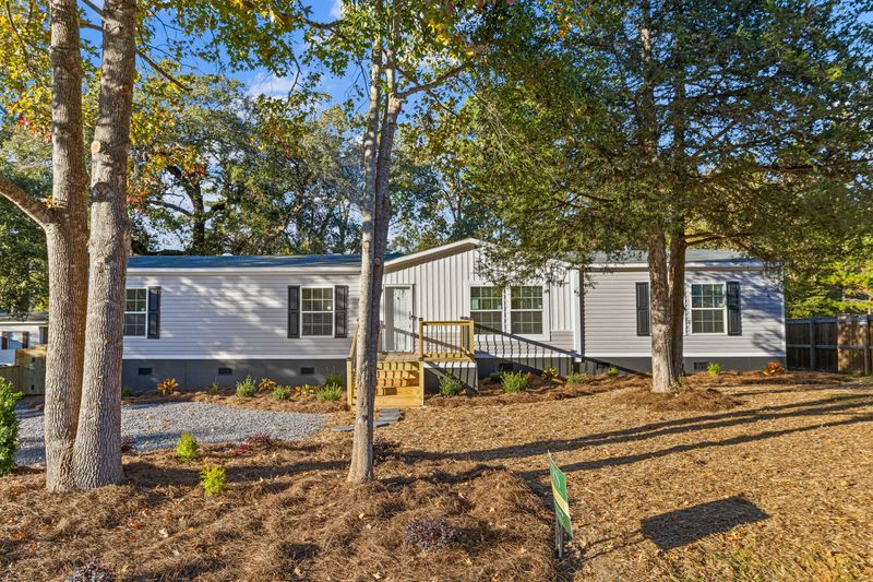 138 Pike Dr, Summerville, SC 29483