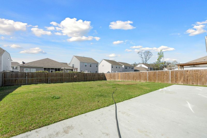 1309 Berry Grove Dr, Summerville, SC 29485