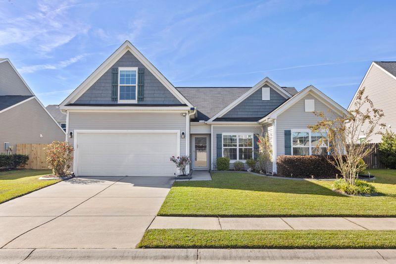 511 Adalina Dr, Goose Creek, SC 29445