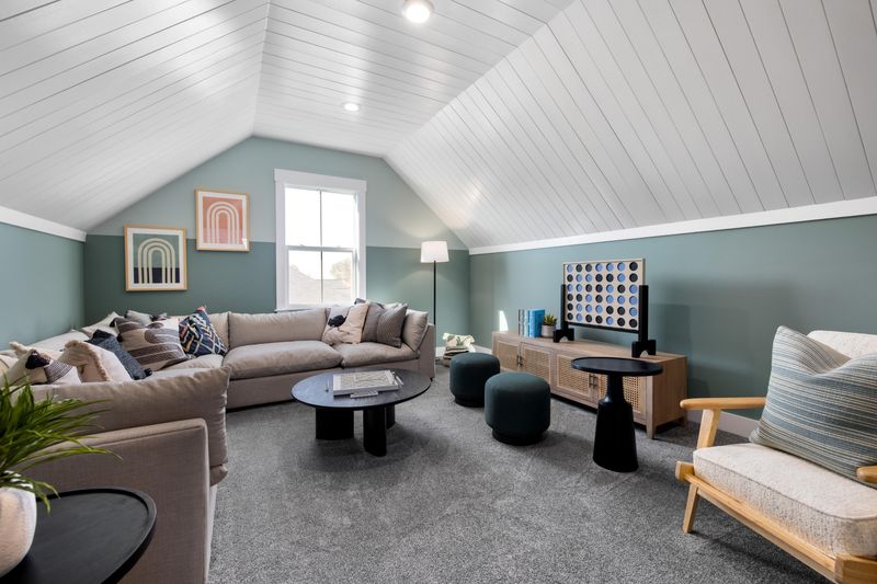 2056 Ten Point Dr, Charleston, SC 29492