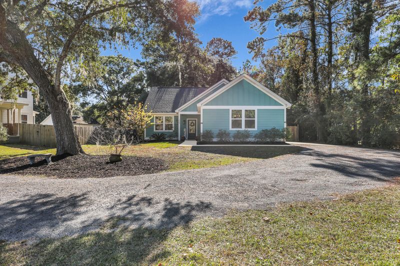 1325 Hamlin Rd, Mount Pleasant, SC 29466