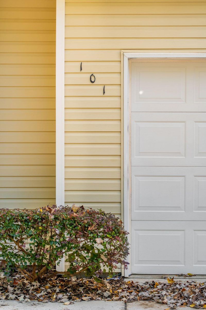 101 Angel Oaks Ct, Ladson, SC 29456
