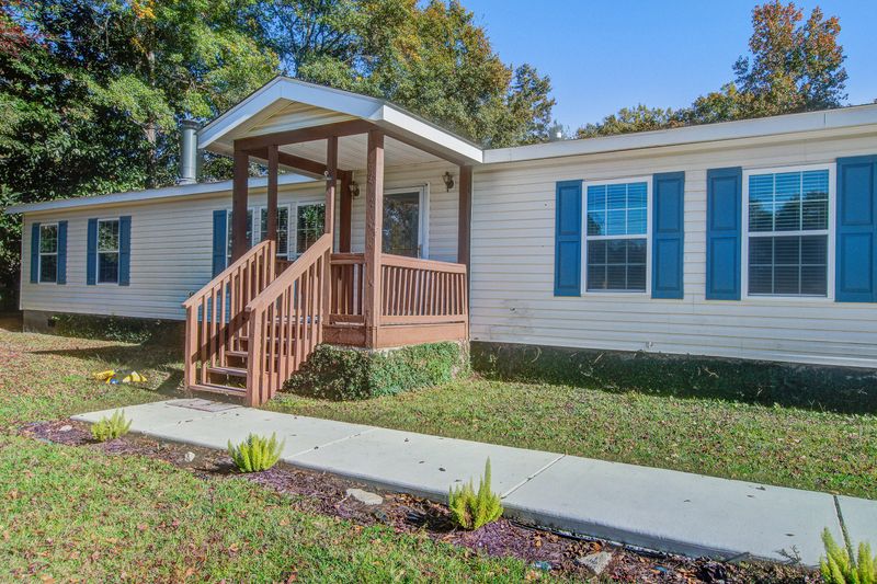111 Legion Rd, Summerville, SC 29483