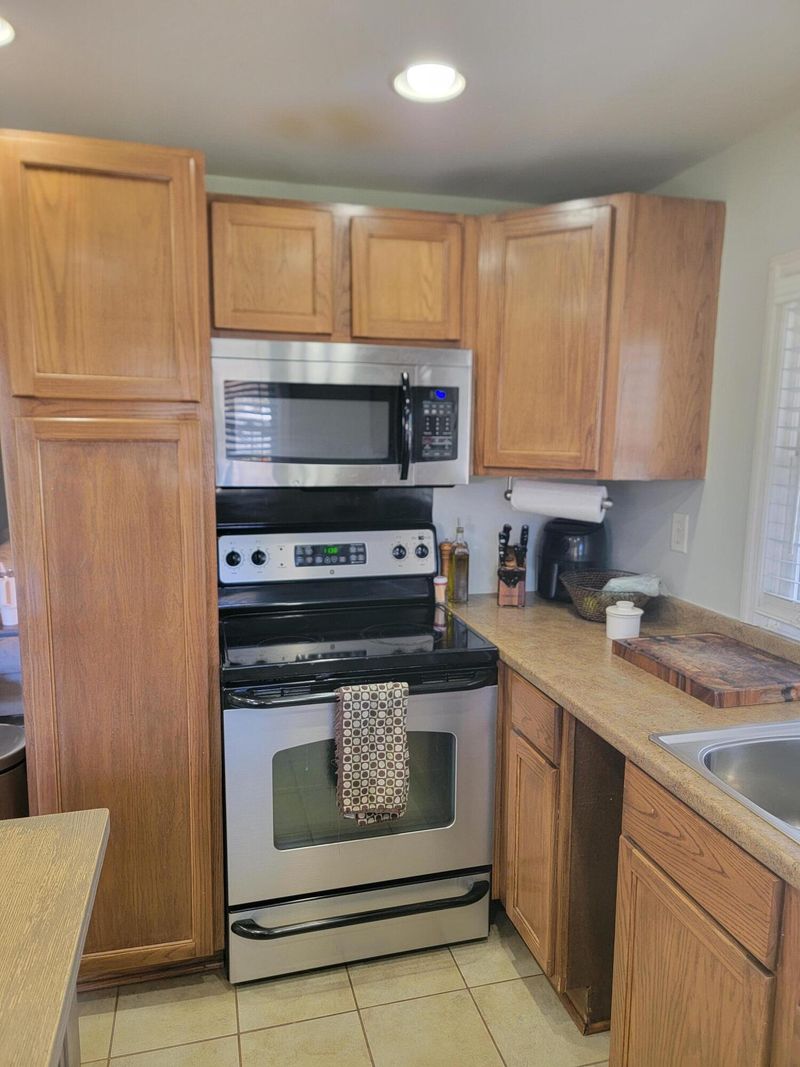 3921 Ladson Rd, Ladson, SC 29456