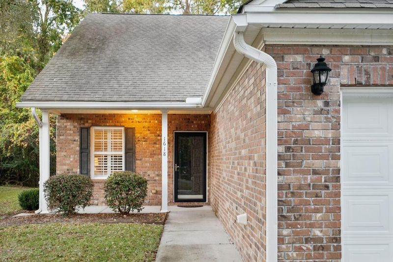 1618 Saint Johns Parrish Way, Johns Island, SC 29455