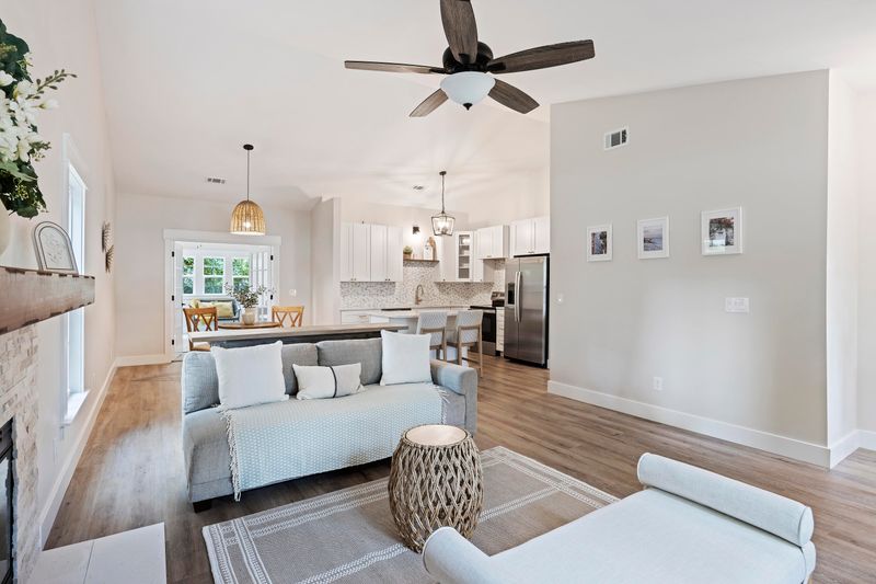378 Jardinere Walk, Mount Pleasant, SC 29464