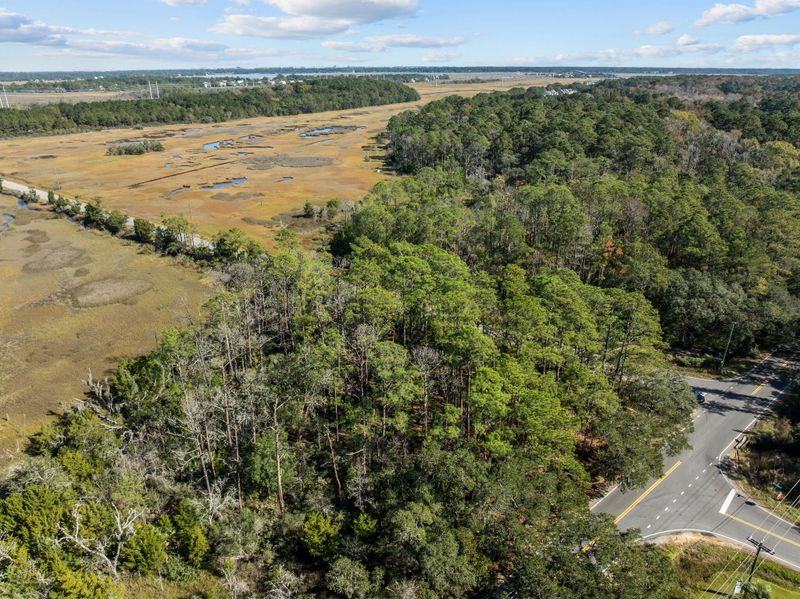 1497 River Rd, Johns Island, SC 29455