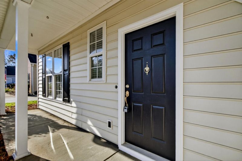 178 Thousand Oaks Cir, Goose Creek, SC 29445