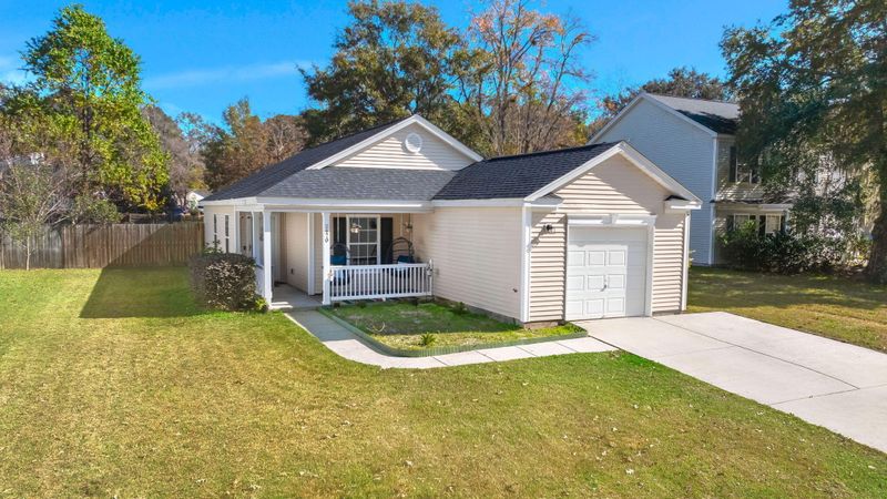 2470 Calamari Ct, North Charleston, SC 29406