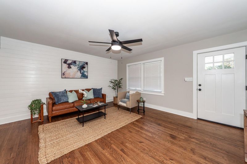 1138 Landsdowne Dr, Charleston, SC 29412