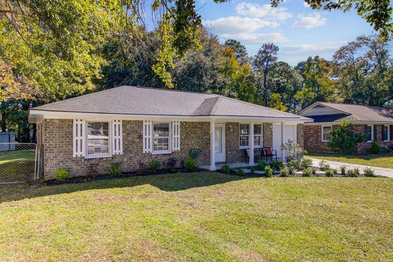 316 Village Green Cir, Summerville, SC 29486