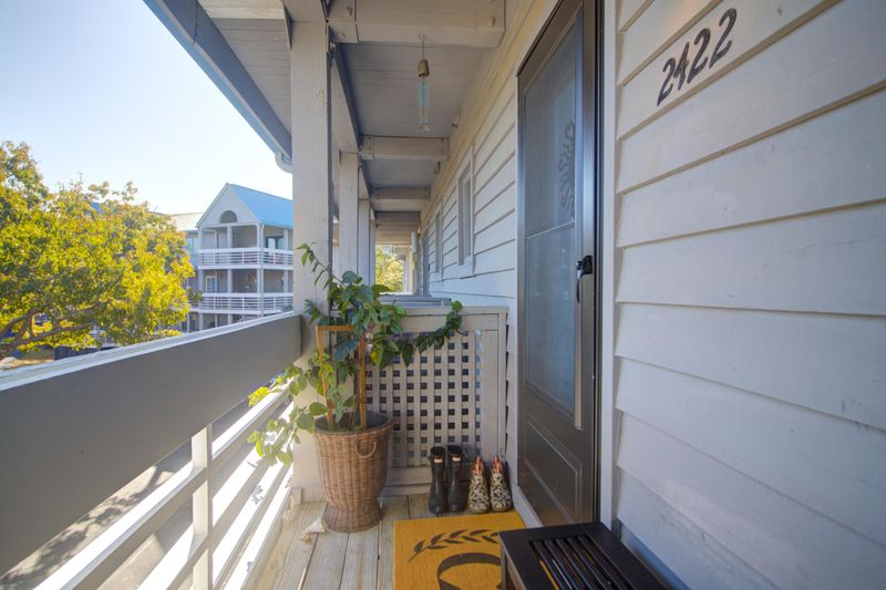 2422 Racquet Club Dr, Seabrook Island, SC 29455
