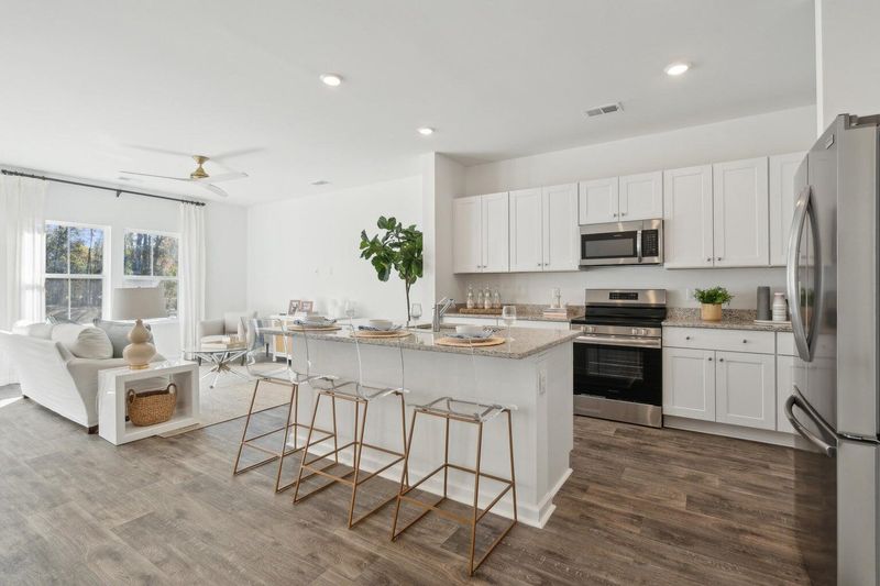 387 Tiliwa St, Summerville, SC 29486