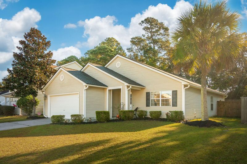 68 Creek Bend Dr, Summerville, SC 29485
