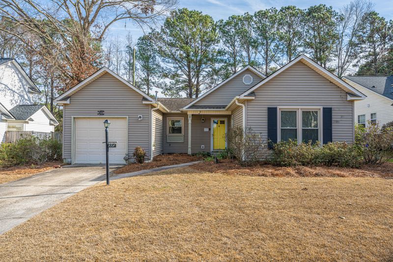 177 Briarwood Dr, Charleston, SC 29414