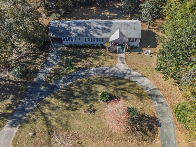 875 Crawford Dr, Edisto Island, SC 29438