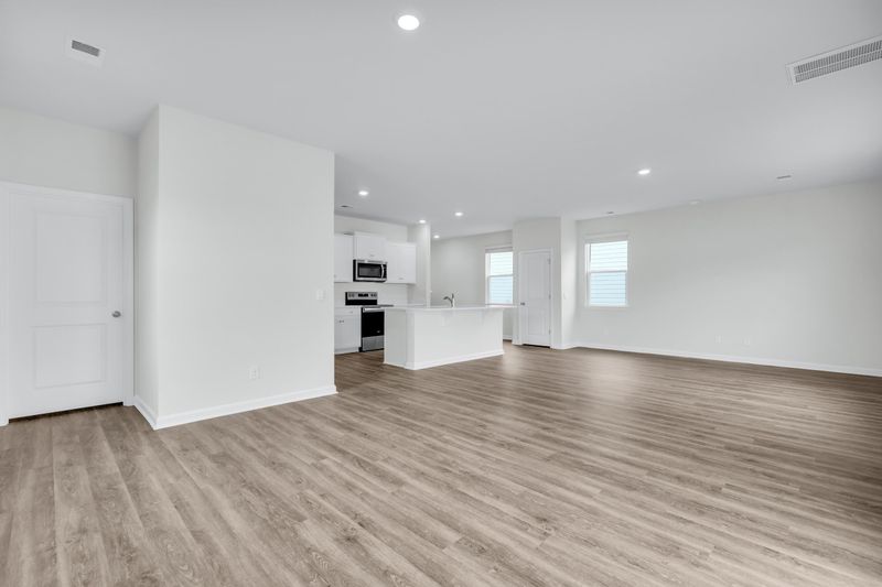 8051 Precious Ct, Ravenel, SC 29470