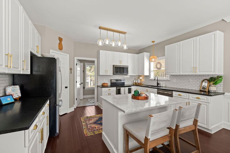 1365 Black River Rd, Mount Pleasant, SC 29466