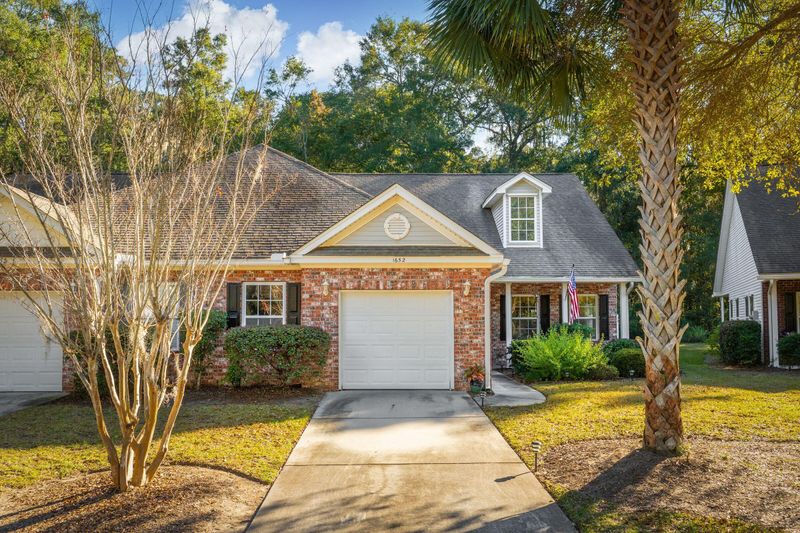 1652 Saint Johns Parrish Way, Johns Island, SC 29455