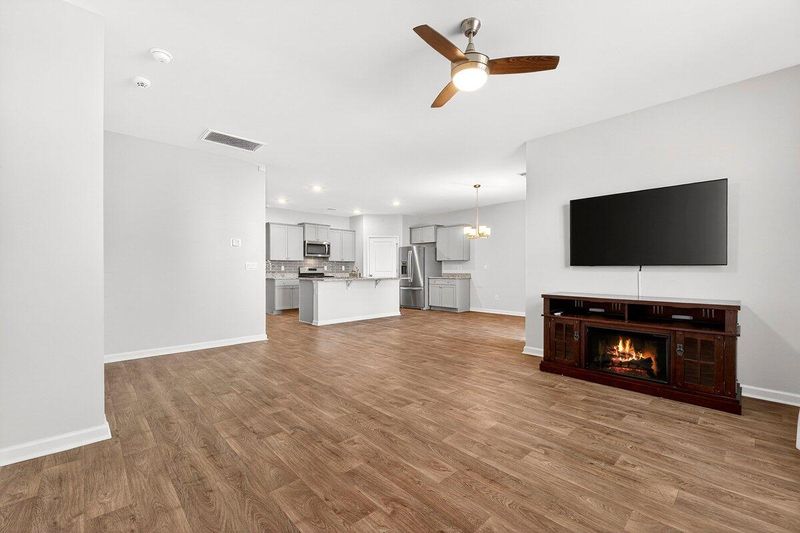114 Oakwood Blvd, Summerville, SC 29486