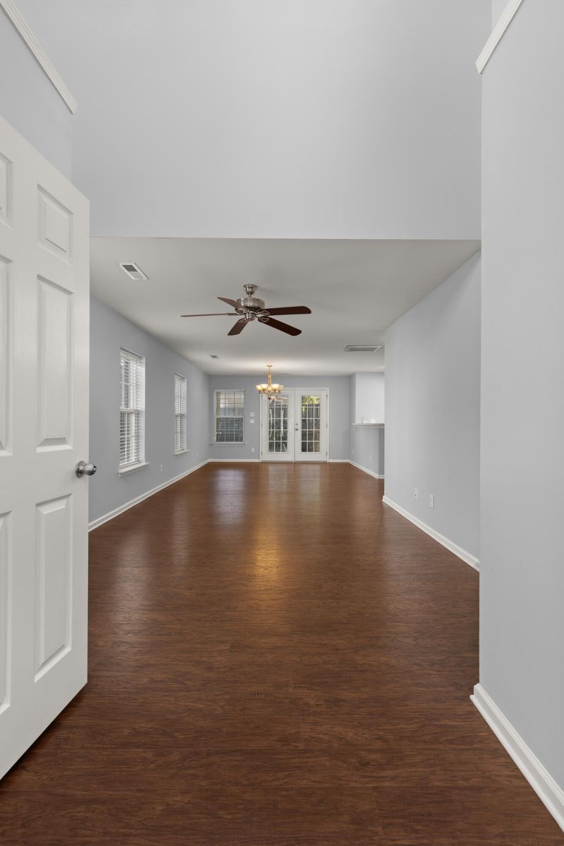 2429 Scholar Ln, North Charleston, SC 29406