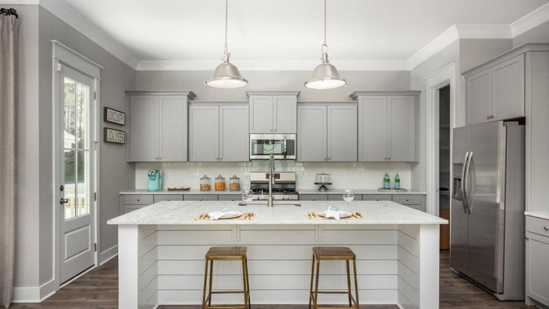 103 Snow St, Summerville, SC 29486
