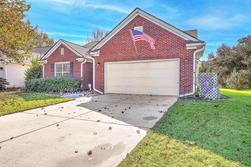 1493 Clarendon Way, Mount Pleasant, SC 29466
