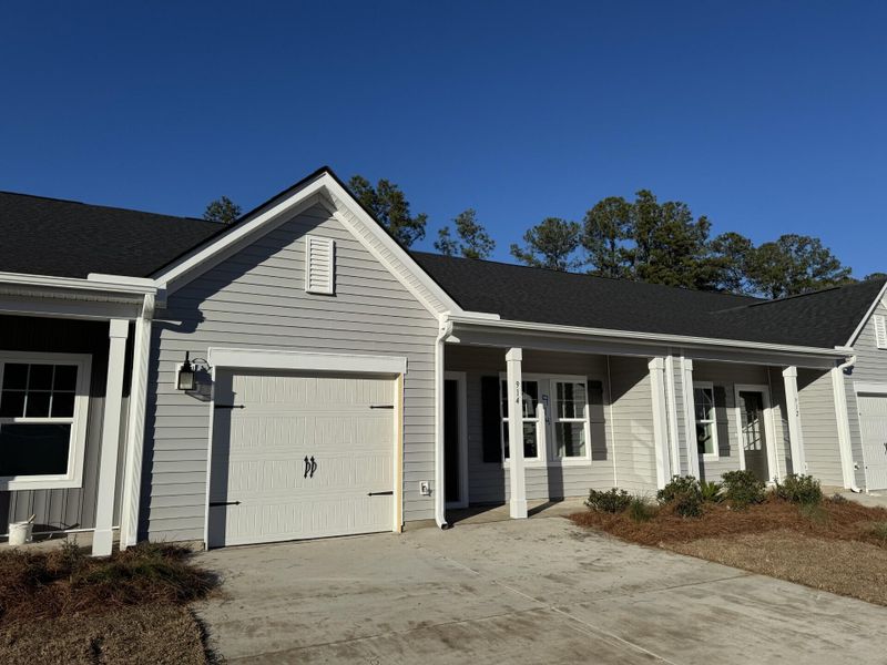914 Dusk Dr, Summerville, SC 29486