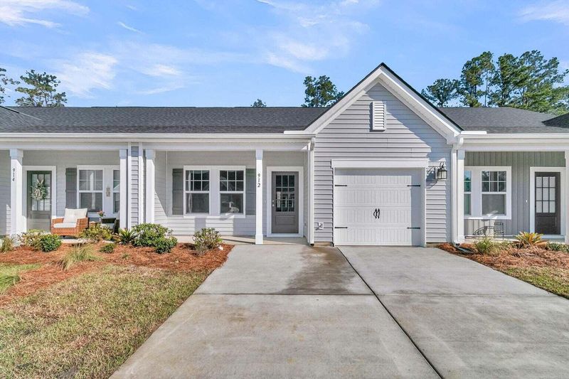 912 Dusk Dr, Summerville, SC 29486