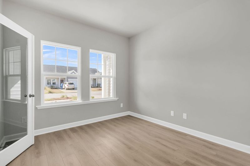 912 Dusk Dr, Summerville, SC 29486