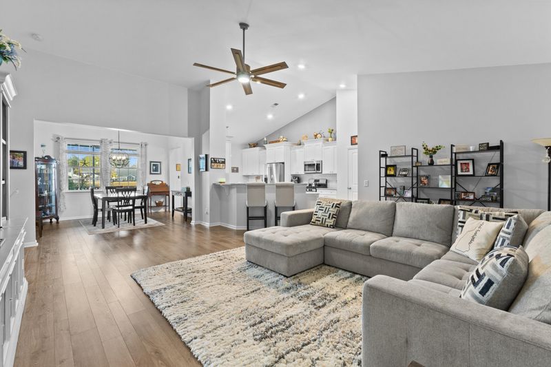116 Stagecoach Ave, Summerville, SC 29486