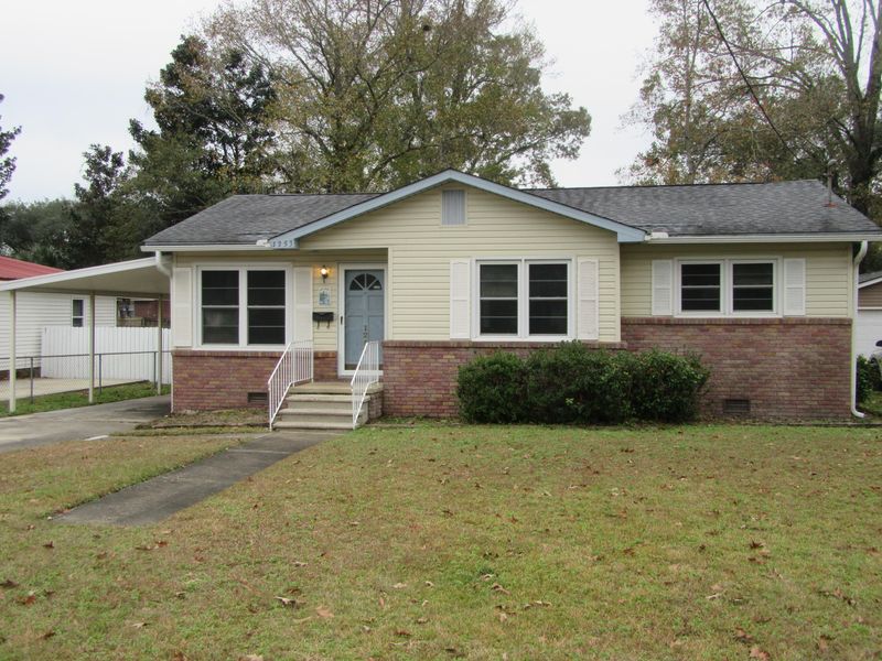 1253 Maxwell St, North Charleston, SC 29405