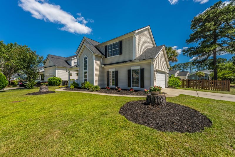 2388 Parsonage Woods Ln, Mount Pleasant, SC 29466