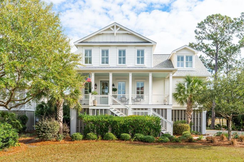 282 River Oak Dr, Mount Pleasant, SC 29464