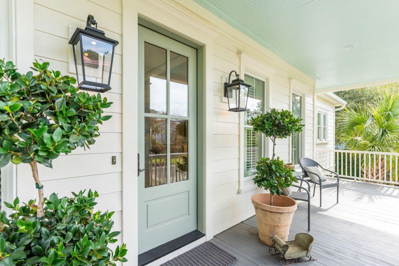 282 River Oak Dr, Mount Pleasant, SC 29464