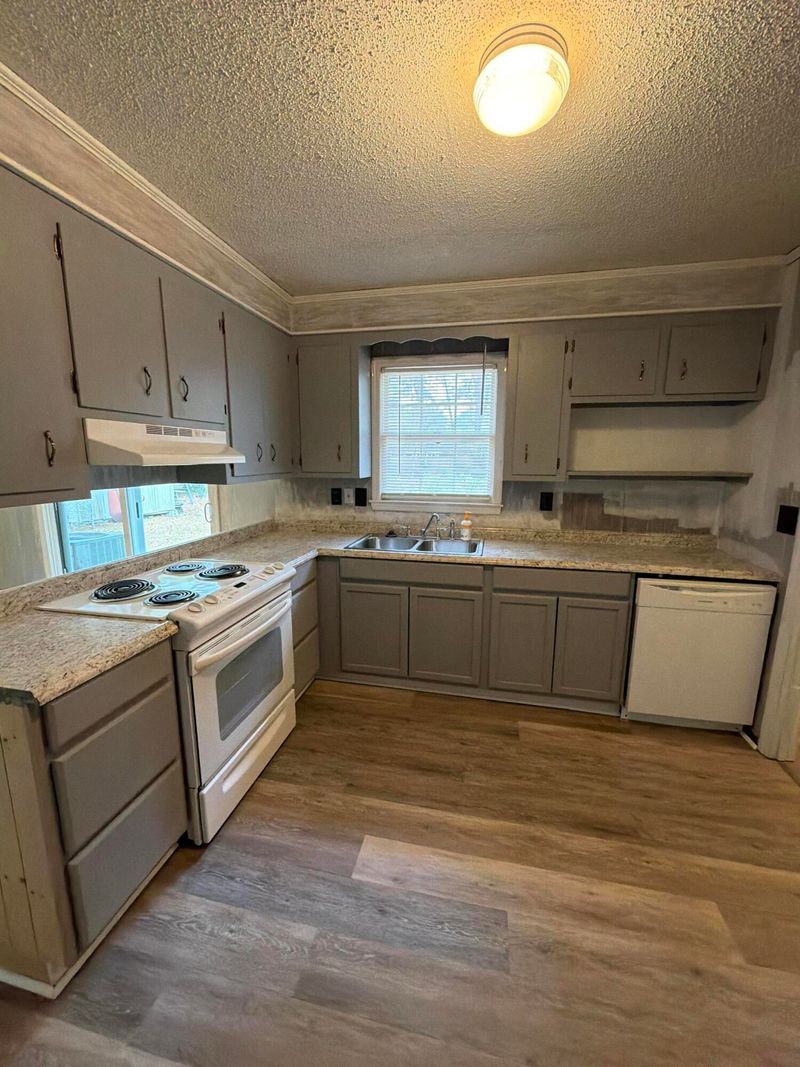 4503 Kindlewood Dr, Ladson, SC 29456